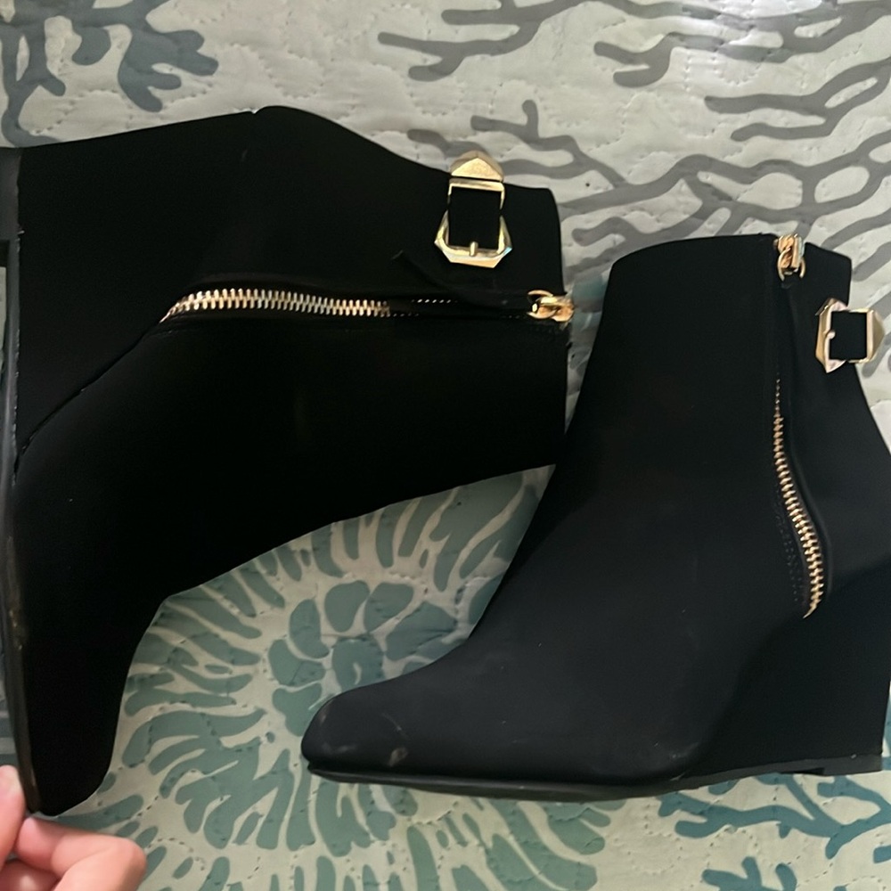 Forever heels, black fabric with gold zipper & belt. Size 8 1/2